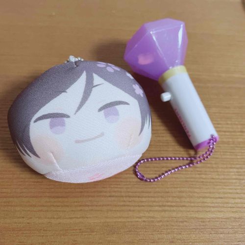 あと少しで九周年！✨️
刀剣乱舞の配信観てました〜！
今日はやげんくんカラーの紫のペンライトを手に入れましたよ！🫶🏻
