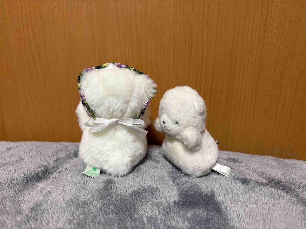 ちびおぐんだんを　しょうかいするぞ！
ちびいがいは　やせいうまれだ！ちびが　もりでなかよくなって　うちにつれてきたんだぞ！
みんな　スズがついてるぞ！もぐらんだけ　あたまについてるぞ！
ちなみに　でかはスズがついてないぞ！
