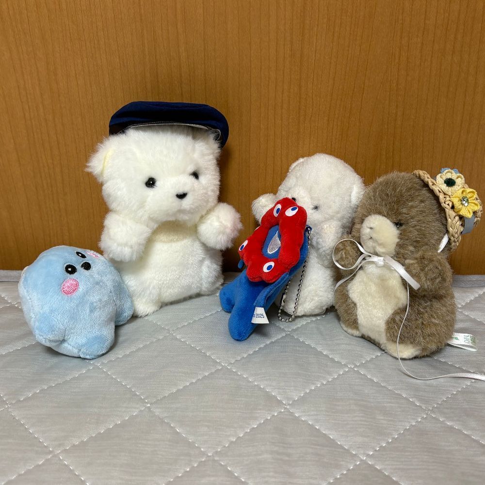 でかが　カッコよくなりたいって　そうだんにきたぞ！
よーし！きんトレだ！まずはランニング！
つぎはふっきんだ！サーキュラーとミャクミャクが　てつだってくれたぞ！
これで　カッコよくなったはずだ！ん？そうでもない？けいぞくは　ちからなりだ！がんばるぞ！