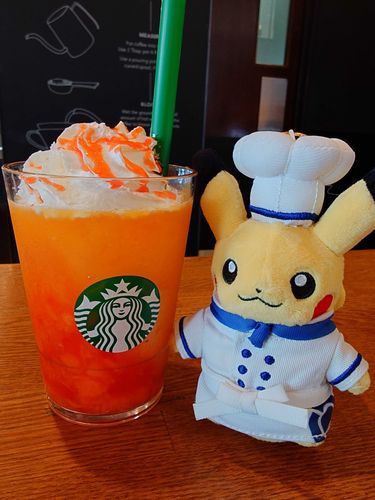 スタバの新作おいしすぎる✨️✨️
柑橘系好きだからたまらん🍊