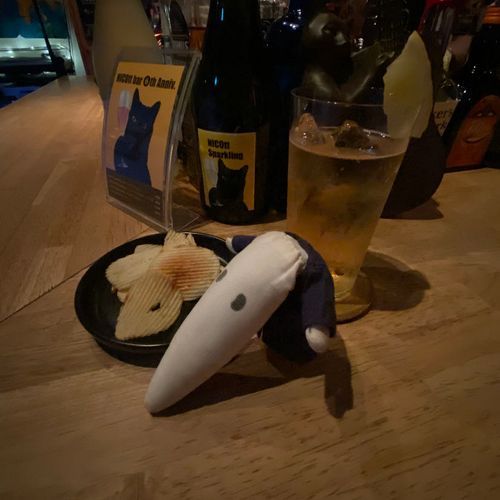 時々行くBarの、6周年をお祝いしにきた。これからも長く続いてほしいものだ🍹