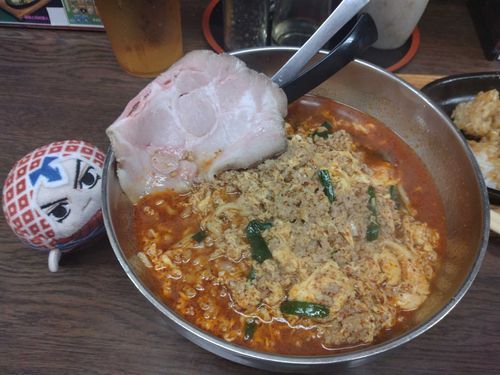 肉食った後にラーメンイケるか？
俺は行けるぜ！