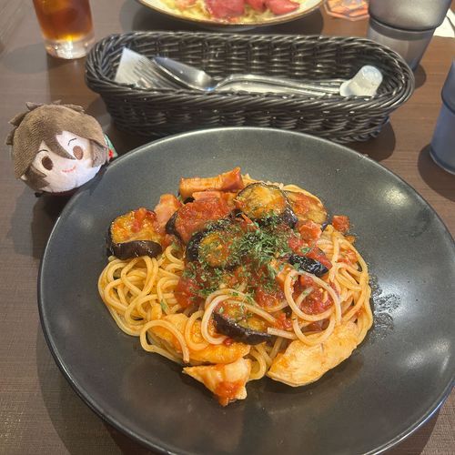 パンたべほうだいなら付き合うぜ！！
