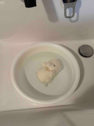 はじめてのおふろ、ゆらゆら〜