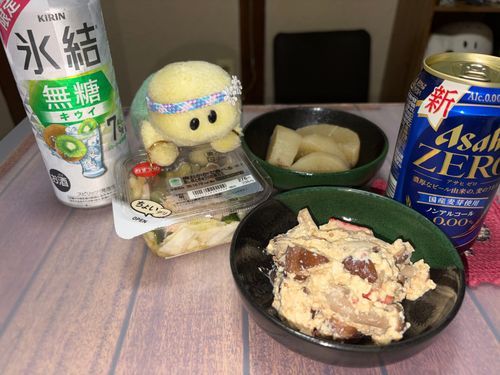 主のお母さんとこで食べたご飯でちゅよ🍚🥢✨
主のお母さんもお酒が飲みたくなるくらいに回復して　ひとまずノンアルを飲んでまちた‼️🐢💕