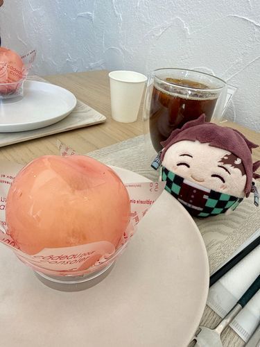 おれとおなじくらいのおおきさの🍑のタルトです(⊃´◜◡◝`⊂)🍰✨