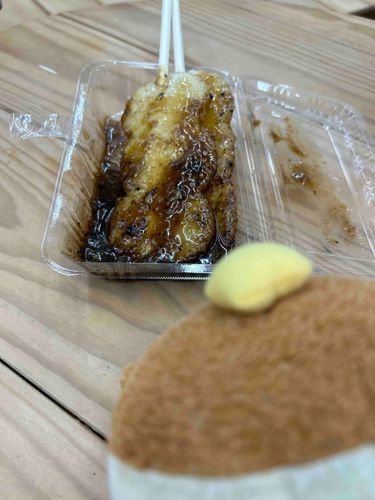 おちゃもちが すきなんだけど よごれちゃう
(ごしちご)