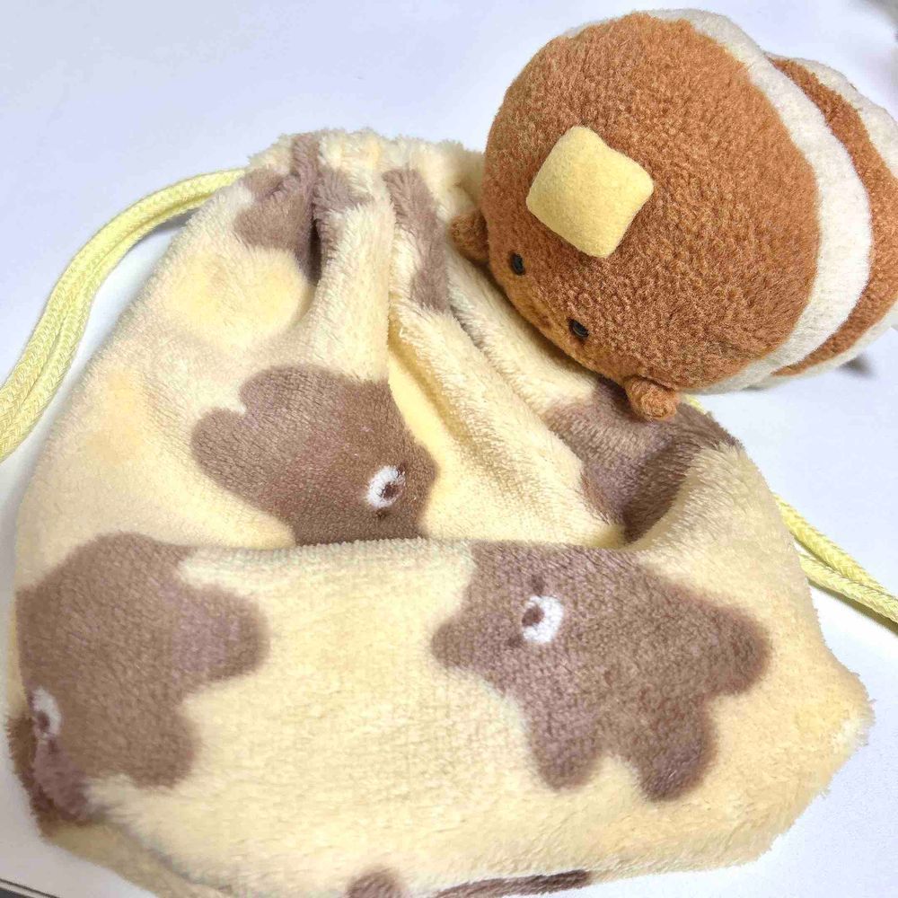 おでかけようの きんちゃくつくってもらった🥞✨
これにはいって おでかけする🥞🧸