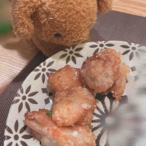 揚げ物を見るといつもいっぬが呼ばれるんだけど いっぬは揚げ物じゃないワン