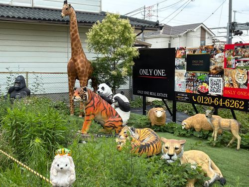 まっまるさんが、今日は1万歩あるくよってGoogle先生を頼りに数駅先までお散歩してたらたくさんの動物さんを発見したポヨ〜
