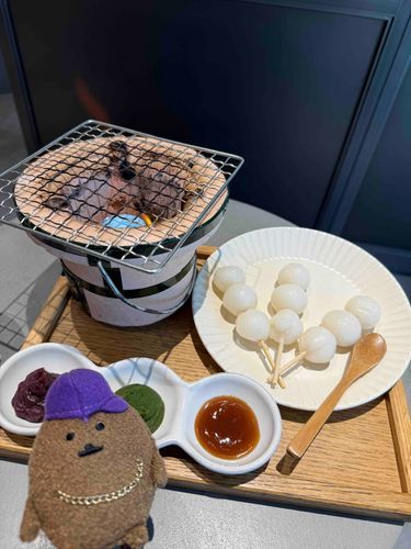 お団子焼いてきた🍡うまし！
ボンちゃんは毛が長くて危ないのでモグコロと共に