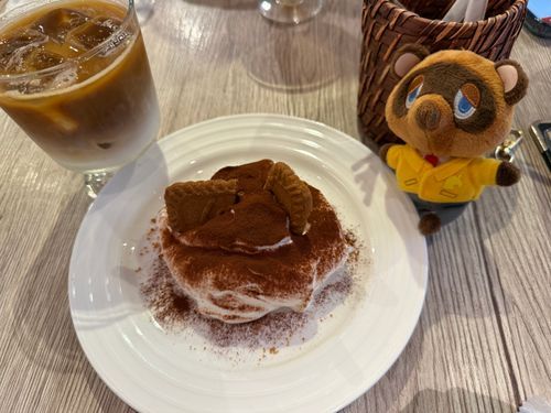最近なんか具合悪い日が多くて中々お出かけ出来ず…
久しぶりにオシャレなカフェにお出かけできて少し気分がいい！だなも！

ほんとにふらっと行ったのでボンちゃん連れてきてなくて(🐶ごめんね！)カバンに付けてたたぬきちで😂
みんなも健康には気をつけてね👋