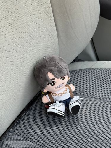 久しぶりに何も予定のないお休みなのでぶらりとお出かけ🚗³₃
立ち寄ったコンビニで買ったチーズハットク多分初めて食べたけど美味しかった～‼️


(※)駐車場で停車して撮ってます