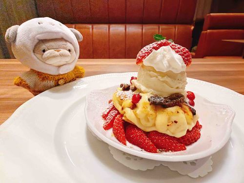 ロイホだよ🍓美味(*´﹃｀*)