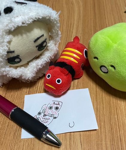あだちとくろさわの所の、
べこちゃん
とあそんだ
べこちゃんはかわいい こ