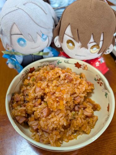 トマトジュース使ったの！？(´･д･`)Byはるぬい

でも美味しそうじゃないですか。Byはやぬい

トマトぇ……。(  ･᷄-･᷅ )Byはるぬい

美味しかったよーん。Byそらいろのつき