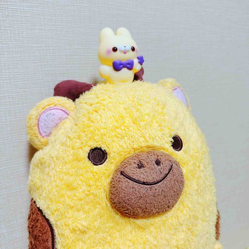 あたらしいおともだち、たっちさんをあたまにのせた
おなじきいろでうれしい