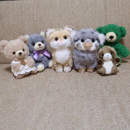 ぬしとぬいのかぞくがりょこうからかえってきたよ
こんなにあたらしいかぞくをつれてかえってきたからまたにぎやかになりそうだね
ぼくもせんぱいとしていろいろおしえてあげないと✨