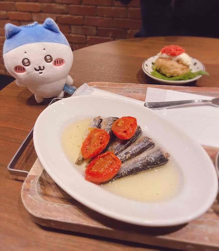 トマトと一緒に食べると美味しいよ！🐟