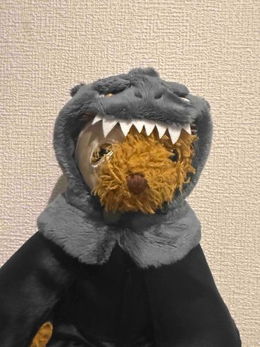 ゴジラ！
シアターベアのも売ってるからコエリックマも着ようよ！
