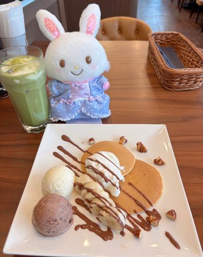 チョコバナナパンケーキと　まっちゃラテ　とってもおいしかったの♪