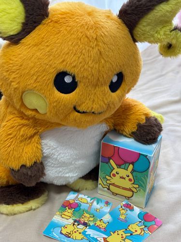 これに　ライチュウのデッキ　つくっていれよ！
🙍‍♀️（ぽてちゃんの進化前画像かと思って衝動買い）
