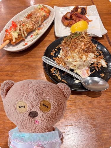 銀だこハイボール酒場

飲まないのに飲んだ気になってるちむでしゅ！

でもこれは飲みたくなる気持ちわかるなぁ🎶