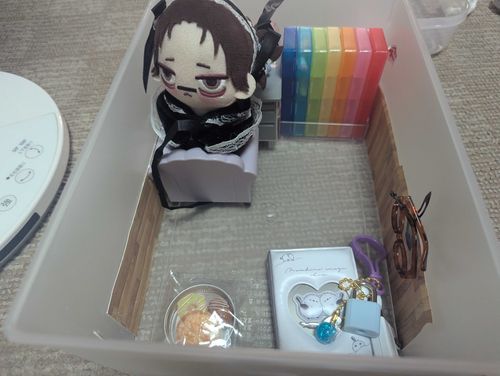 見て！大剣‼️黒ちょそが、不法侵入しています！😭