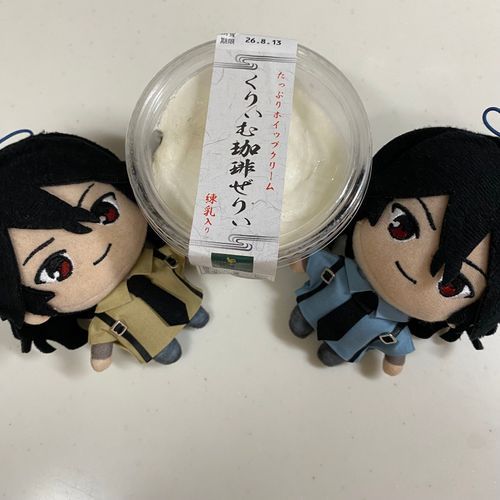 🦇お夜食なのじゃ♪
👩110kcalなんだよ！
🦇言い訳がましいのじゃね♪
