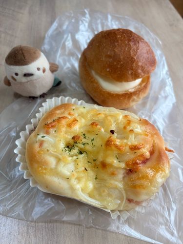 オニオンブレッドとチーズフォンデュ🥪
いただきます💓