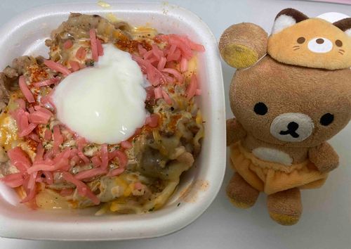 なんと言われてもチー牛！温玉トッピング！！