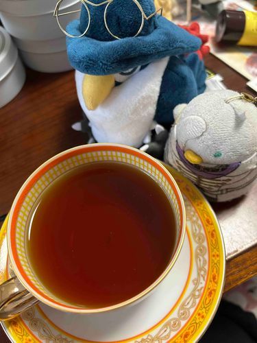 おやつといっしょに、のむ
なるほどあまいおやつがいるな……