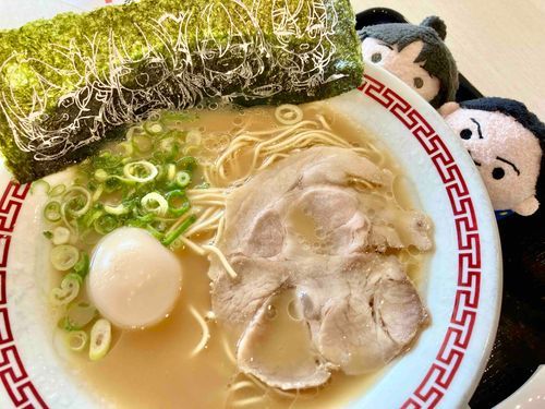 このらーめん、みそらーめん……？✨️✨️
ちがうよ、まよいちゃん。とんこつらーめんだよ、ぜんぶのらーめんがみそらーめんなわけないだろ