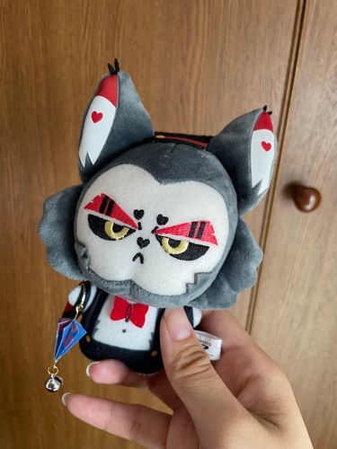 Bigbossに傘を作って貰った
もっともアクセサリーだがな

案外手先は器用だな、Bigboss

Byハスク
