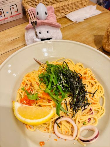 🦑とたらこバターととびっ子のパスタｧ‼️🍙