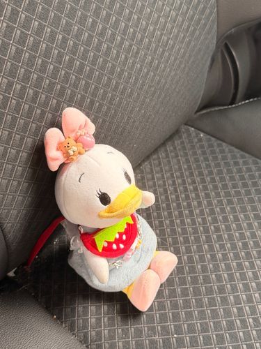今日はお家の人が病院の研修で車で1時間ちょっとお出かけ🚗³₃
久しぶりのお出かけにディはドキドキワクワクだったよぉ✨️
お昼ご飯カフェでご当地バーガーを食べたんだけど、結構大きくてびっくりしちゃった💦
ハンバーグが肉厚で最高に美味しかったよ🥰
おてんきも☀️おひさまがかおおだしててディも良い気分転換になったよ💕💕
