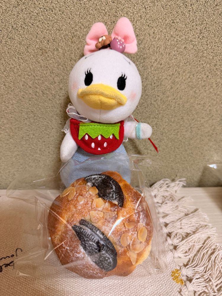 今日はお家の人のお友達とランチを食べに行ったの☺️💕
なんか保育園の跡地をリニューアルしてカフェとパン屋さんが入ってるところに行ったんだ♩♥✨️
大好きな鉄板ナポリタンを食べたよ、パン屋さんでマフィンを購入🤭💕
すごく幸せなひとときだったよ☺️💕💕
