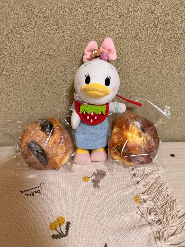 今日はお家の人のお友達とランチを食べに行ったの☺️💕
なんか保育園の跡地をリニューアルしてカフェとパン屋さんが入ってるところに行ったんだ♩♥✨️
大好きな鉄板ナポリタンを食べたよ、パン屋さんでマフィンを購入🤭💕
すごく幸せなひとときだったよ☺️💕💕
