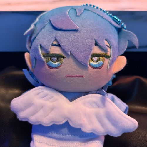 お久しぶりです…
主さん実は春頃に心の病気になってしまってお仕事を辞めてしばらくお休みしてました…ここ２ヶ月くらい色んな所に行きましたね😌
そういえば…主さんポーの一族と花組のマジシャンの憂鬱に当たったのでまた遠征するんですって！！　僕も着いて行きます✨