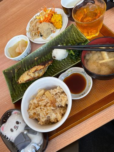 銀ひらすの西京焼き定食(味ごはん)