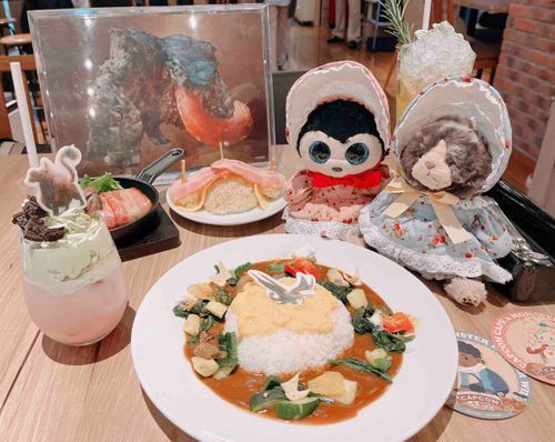 今ハマってるモンハンのコラボカフェに行ってきたよ☕✨

ババコンガっていうモンスターの抹茶いちごミルクがおいしかったよ🍵🍓🍼
カレーもハンバーグも、ぜんぶおいしかったよ🍛

ちょっとモンスターはこわかったけど、たのしかった〜♫