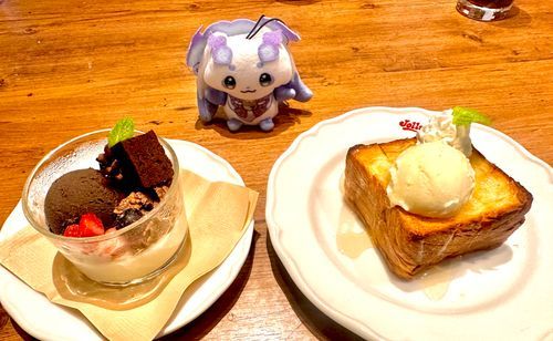 ちょまとさまざまなおいしいもの
チョコアイスとハニートースト
どっちが好きなの〜