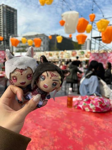 ビックサイトの方に向かったのに違うとこに来て戸惑うぬい
｢ごほんないぞやぬし｣
｢ごはんだ！｣
今日はね家族接待の日になったの
｢やぬしあそびあるいてるから そういうことなる｣
そうね
