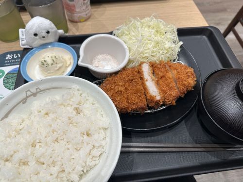 美味しいご飯を一緒に食べた！
おいしかった！