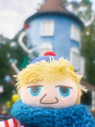 今年はムーミン谷もクリスマスなんですって。
私は今年もマフラーを巻いてもらったわ、暖かい…