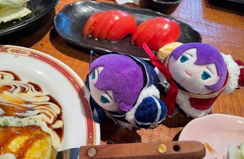 あぅじたち おおおおおおちつくもちー！！！！！💦
あぅじたちのほんまるの ふわふわたちが しんぱいしてるし ぼくたちもいるよ！