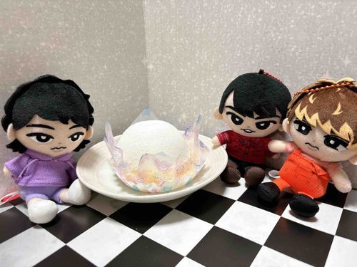 🧡「今日はケーキがあったんやで！」
💜「大きい俺とだてさんがラジオで食べたしろたんコラボのケーキなんだよ」
❤️「レアチーズとレモンの相性が良いので、不二家に行って、買ってもらえると嬉しいですね」