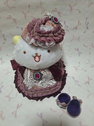 秋のバッスルドレス。おでかけしたいな。