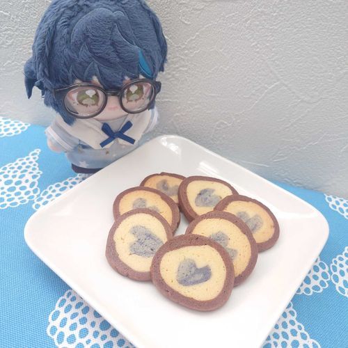 持ち主さんが青色のハートのクッキーを焼いてくれました🎶
綺麗に焼けましたね🎶