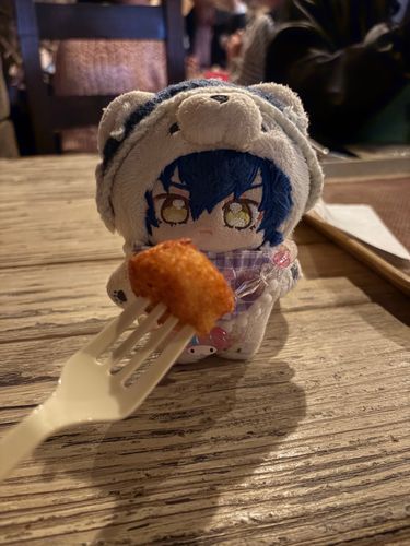 オレはお酒飲めないんで、ハッシュドポテトを食べました🍟みなさんもお酒は20歳になってからですよぉ〜